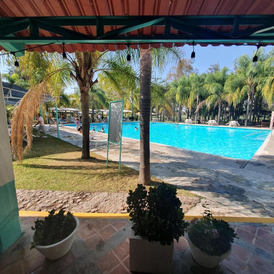 Parque Girasoles Balneario & Cabanas San Francisco del Rincón المظهر الخارجي الصورة